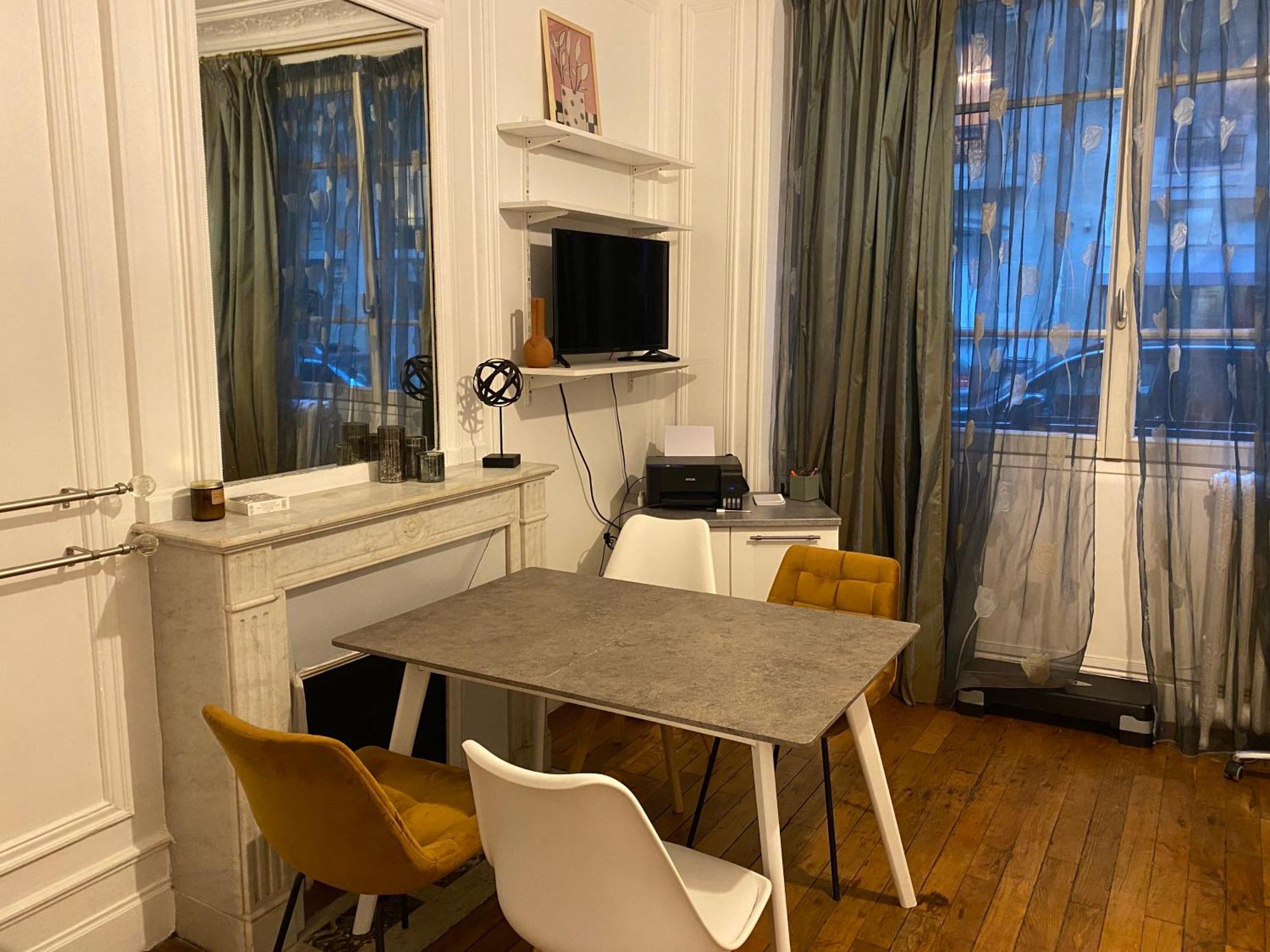 Appartement Passy Tour Eiffel Parijs Buitenkant foto