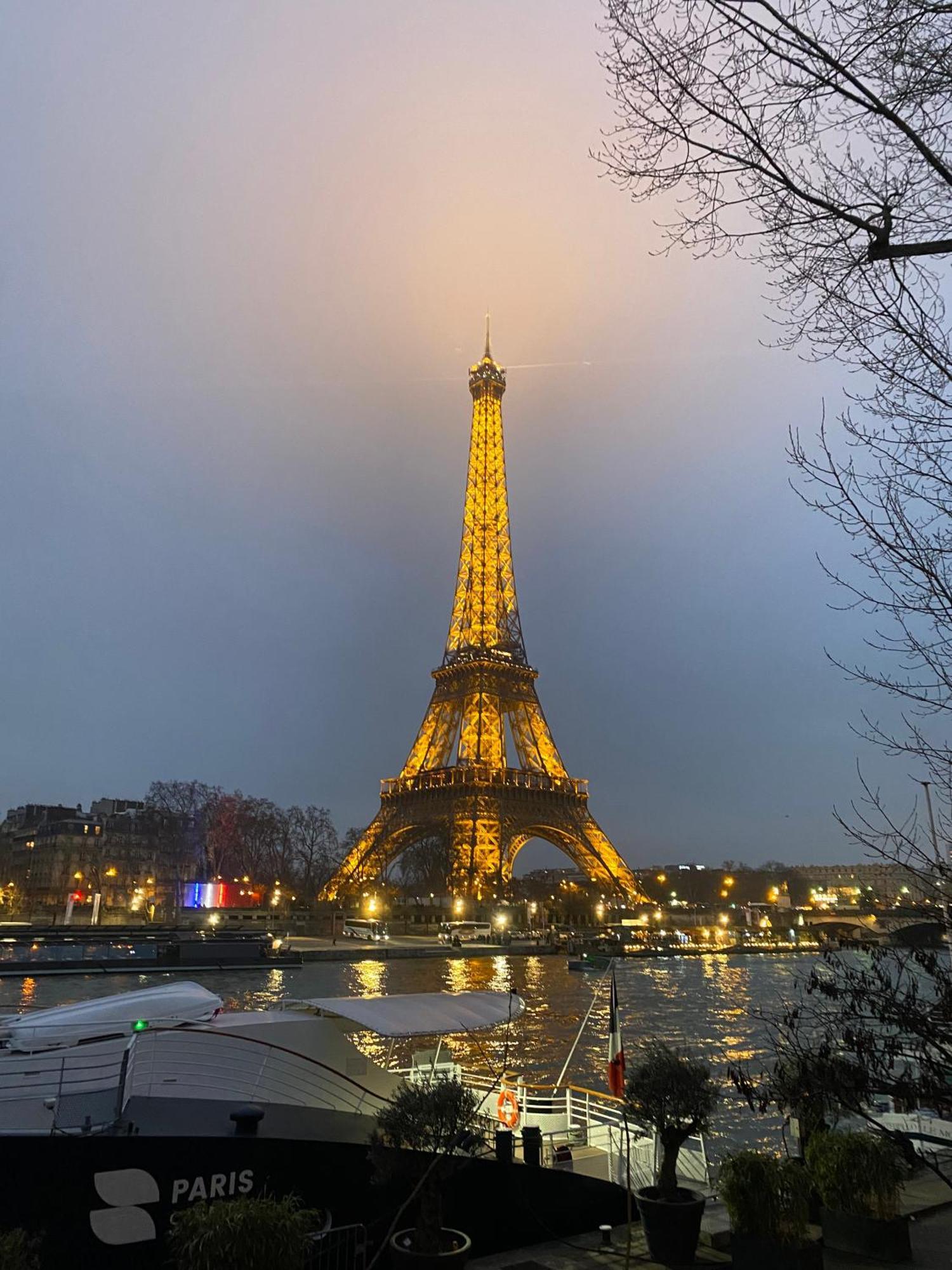 Appartement Passy Tour Eiffel Parijs Buitenkant foto
